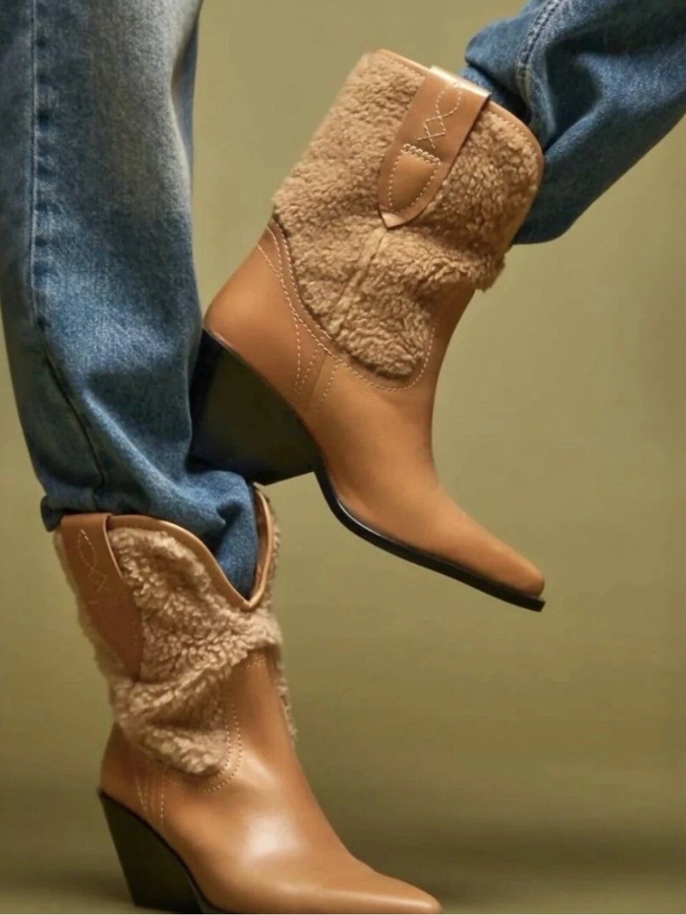 Pitchfork Point Shearling Boot in Almond Butter